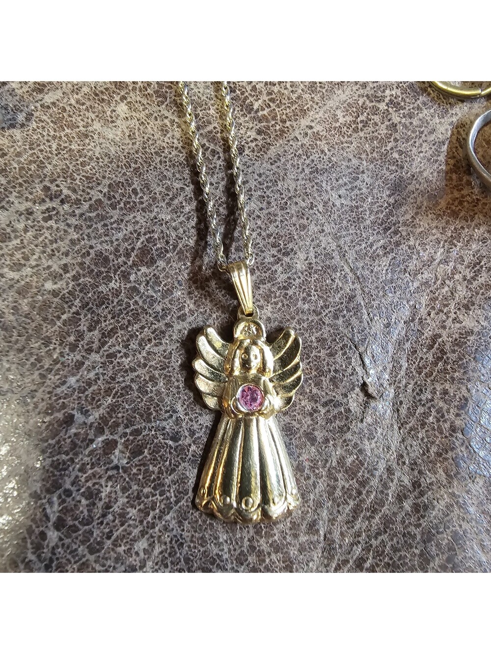 Vintage 1990s Avon rose rhinestone golden metal angel pendant w/ chain necklace